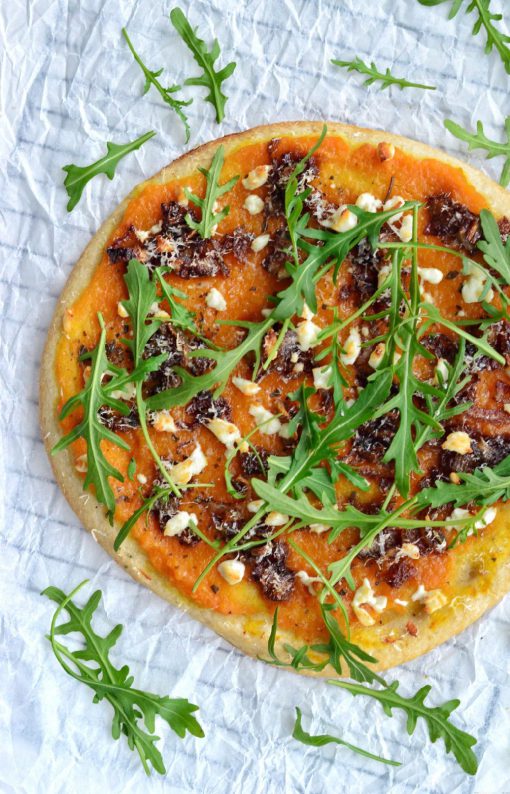 Pizza-met-pompoen-geitenkaas-en-rucola-1